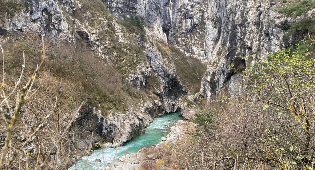 Vu du Verdon depuis le début du couloir Samson