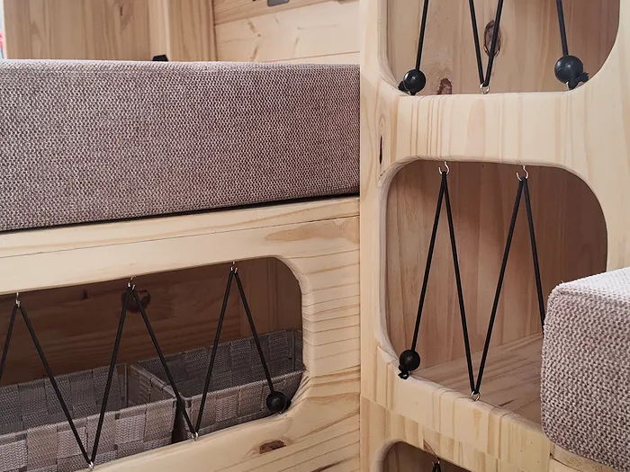 Intérieur de van aménagé