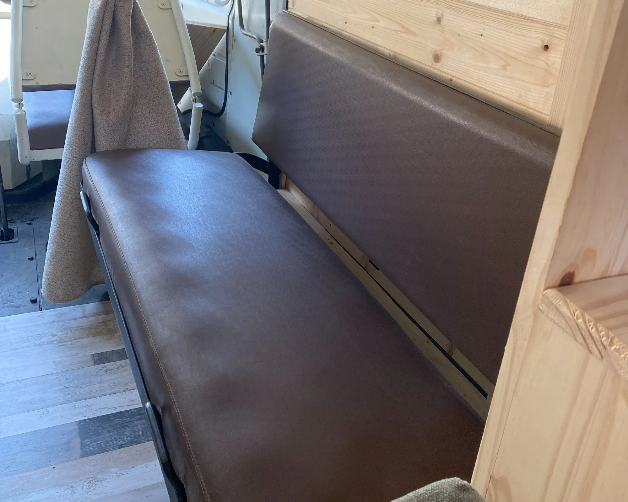 Intérieur de van aménagé