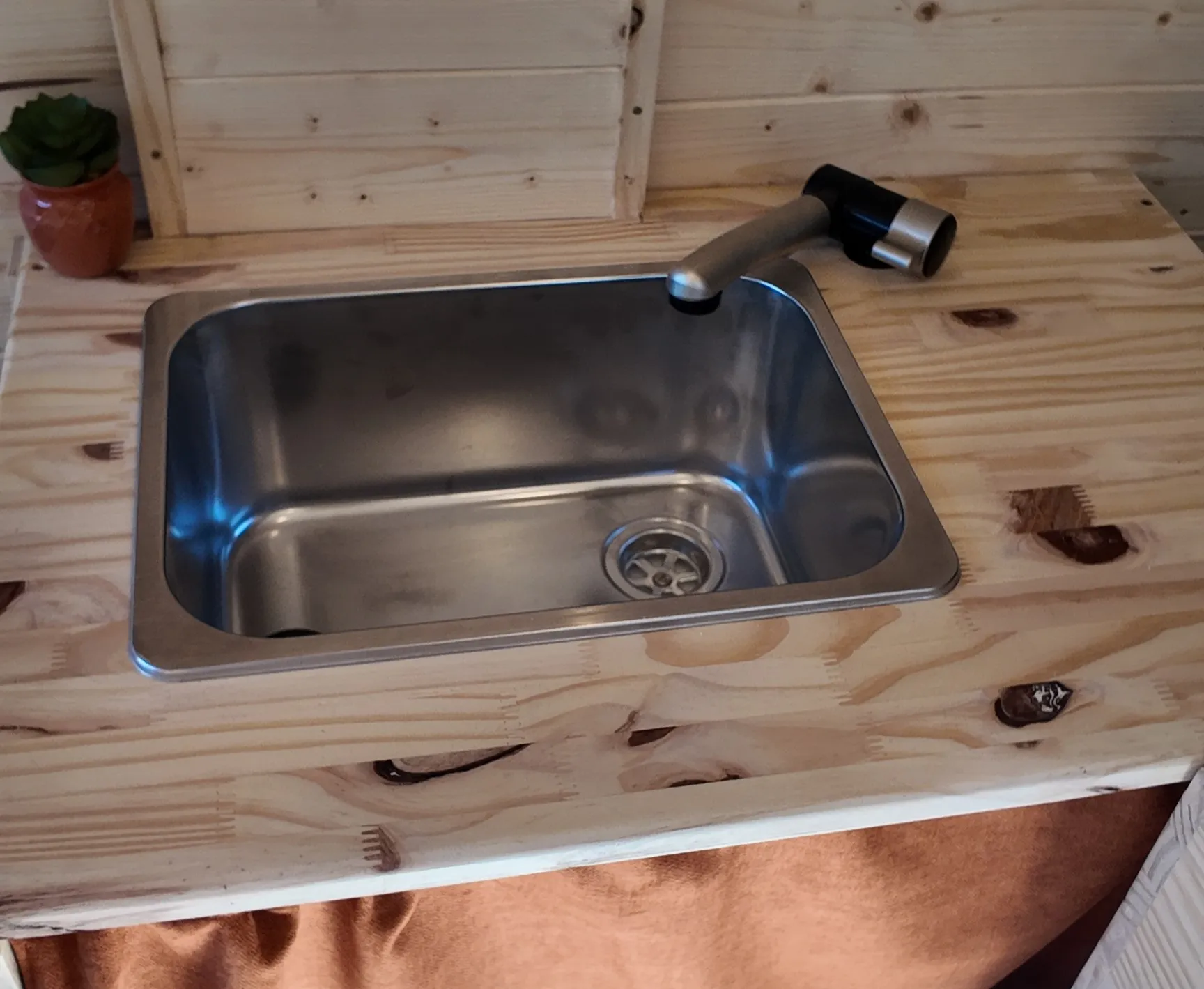 Intérieur de van aménagé