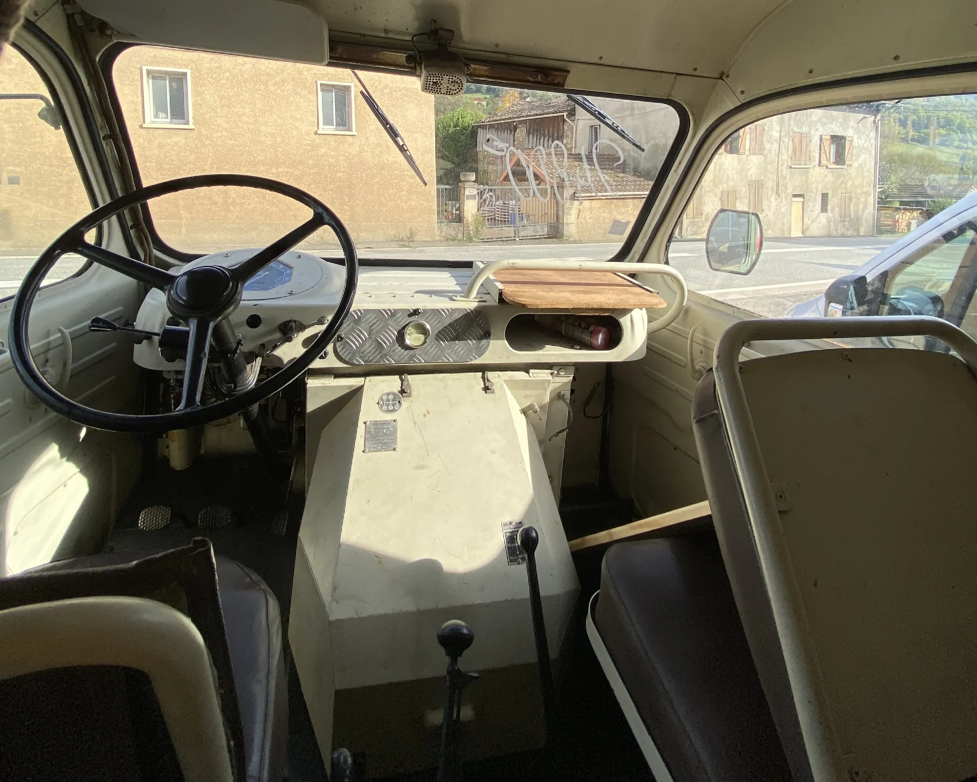 Intérieur de van aménagé